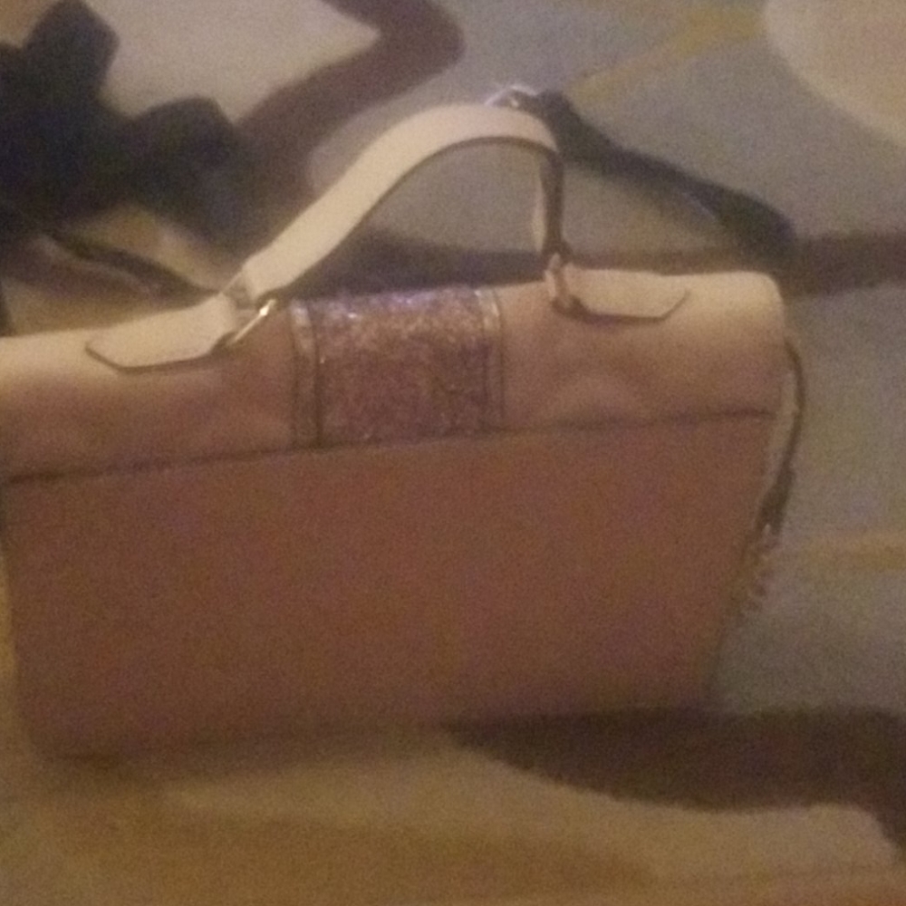 Purse - Picture 2 of 2